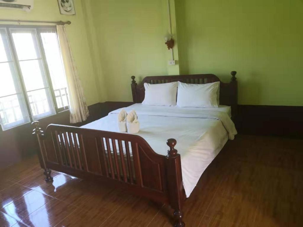 Riverside Garden Hostel Vang Vieng Bagian luar foto