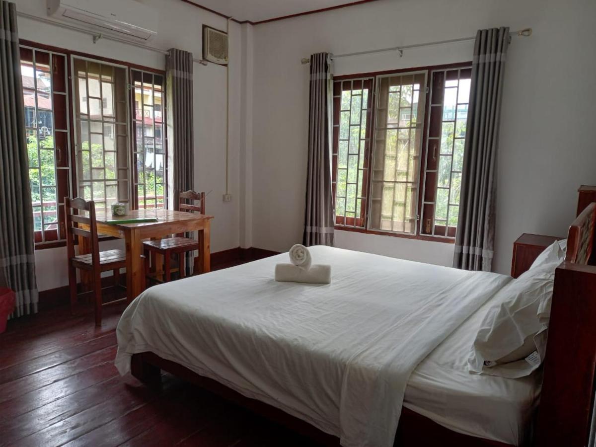 Riverside Garden Hostel Vang Vieng Bagian luar foto