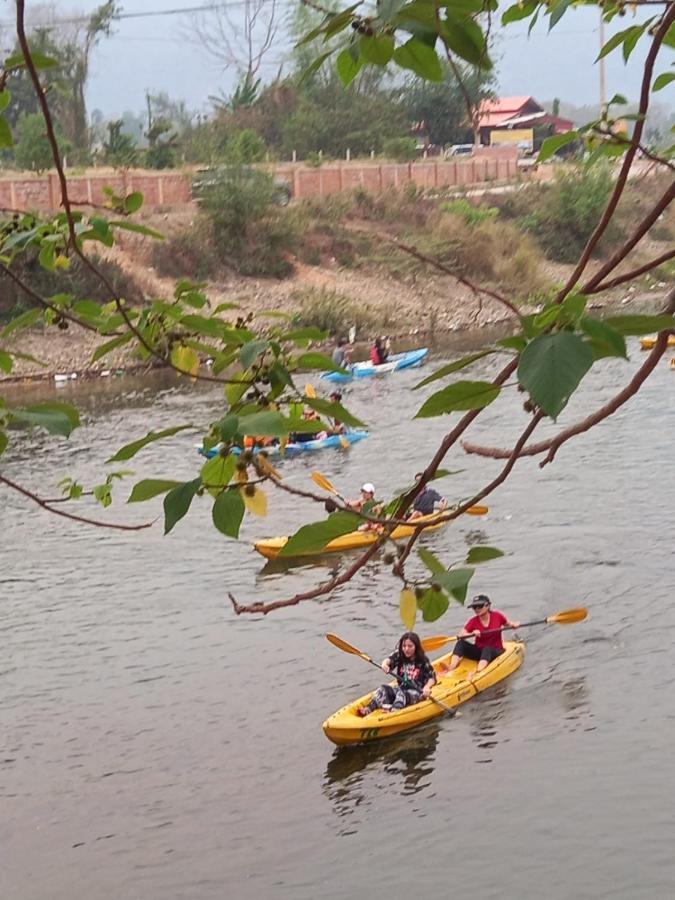 Riverside Garden Hostel Vang Vieng Bagian luar foto
